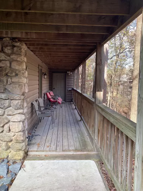 Exterior - 46 Peninsula Dr # B, Mount Ida, AR 71957 photo 6 of 13