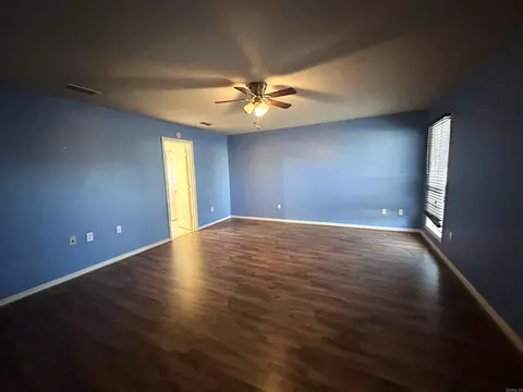 Living - 124 Summer Blvd, Trumann, AR 72472 photo 4 of 4