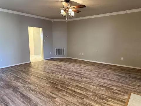Living - 124 Summer Blvd, Trumann, AR 72472 photo 1 of 4