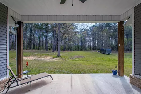Exterior - 413 Lewallen Rd, Benton, AR 72015 photo 6 of 12