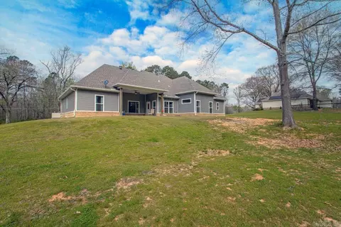 Exterior - 413 Lewallen Rd, Benton, AR 72015 photo 9 of 12