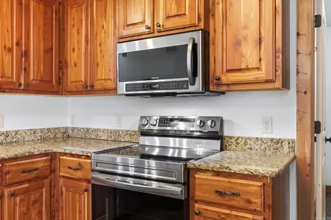 Kitchen - 14 4th St, Greenbrier, AR 72058 photo 3 of 4