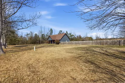 Exterior - 14 4th St, Greenbrier, AR 72058 photo 3 of 10