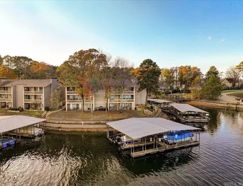 250 Grand Isle Dr #4C, Hot Springs, AR 71913