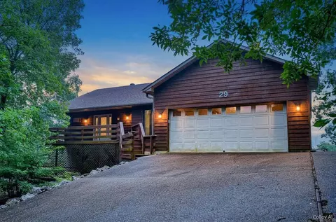 29 Mesero Way, Hot Springs Village, AR 71909