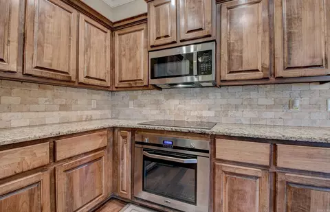 Kitchen - 6859 Grace Village Dr, Alexander, AR 72002 photo 3 of 4