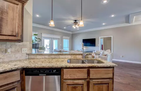 Kitchen - 6859 Grace Village Dr, Alexander, AR 72002 photo 4 of 4