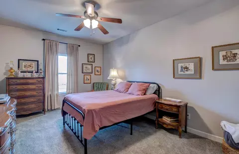 Bedroom - 6859 Grace Village Dr, Alexander, AR 72002 photo 4 of 7