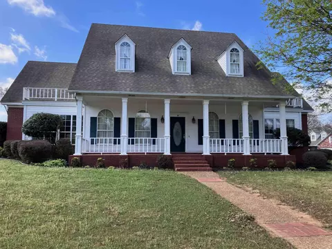 9 River Oaks Blvd, Searcy, AR 72143