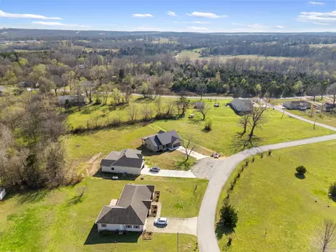 View/Area - 28 Sisney Drive Dr, Ash Flat, AR 72513 photo 4 of 6