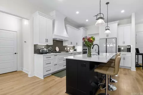 Kitchen - 132 Harmony Village Dr, Haskell, AR 72015 photo 2 of 3