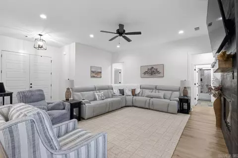 Living - 132 Harmony Village Dr, Haskell, AR 72015 photo 1 of 1