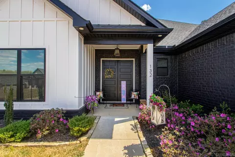 Exterior - 132 Harmony Village Dr, Haskell, AR 72015 photo 2 of 12