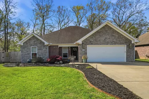50 Bowling Ln, Conway, AR 72032