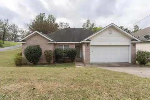 16 Perin Rd, North Little Rock, AR 72118