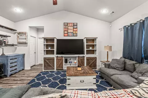 Entry Way - 2230 Matthews Meadows Ln, Conway, AR 72032 photo 1 of 2