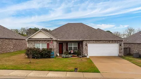 2230 Matthews Meadows Ln, Conway, AR 72032