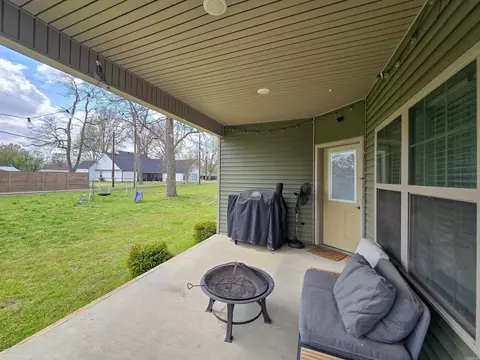 Exterior - 206 Home St, Marked Tree, AR 72365 photo 2 of 7