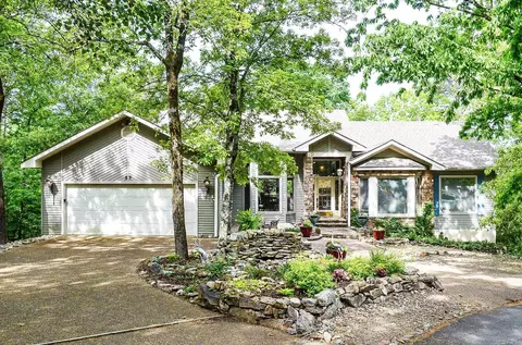 57 Soto Ln, Hot Springs Village, AR 71909
