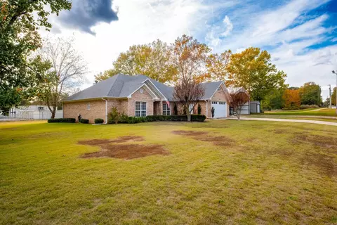 7601 Olive Hill Dr, Mabelvale, AR 72103
