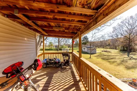 Exterior - 103 German Ln, Alton, MO 65606 photo 7 of 9