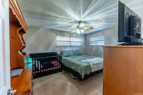 Bedroom - 103 German Ln, Alton, MO 65606 photo 1 of 4