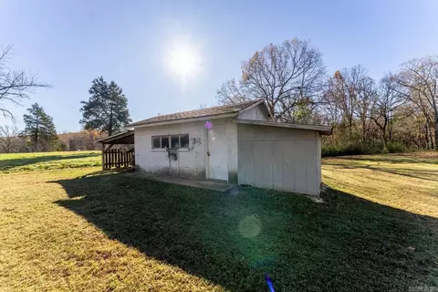 Exterior - 103 German Ln, Alton, MO 65606 photo 9 of 9