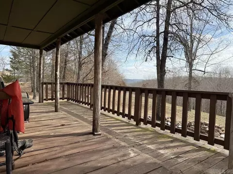 198 Mill Springs Rd, Saint Joe, AR 72675