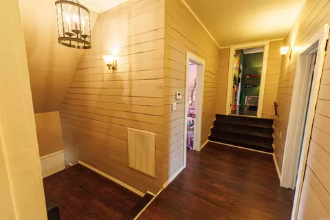 Entry Way - 65 Mulberry St, Quitman, AR 72131 photo 4 of 8