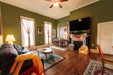 Living - 65 Mulberry St, Quitman, AR 72131 photo 5 of 6