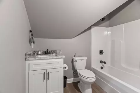 Bath - 15 Wellington Pl, Cabot, AR 72023 photo 5 of 5