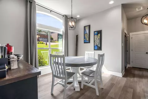 Dining - 15 Wellington Pl, Cabot, AR 72023 photo 1 of 2