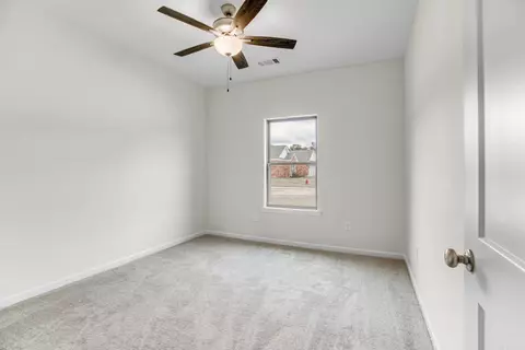 Bedroom - 21 Lewis Loop, Greenbrier, AR 72058 photo 4 of 4
