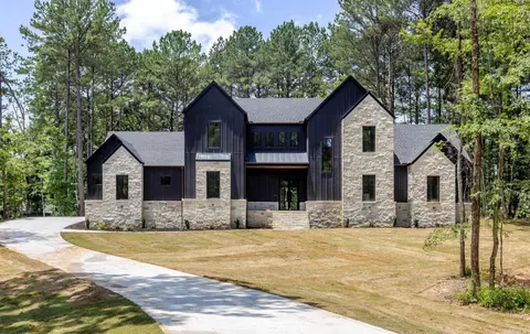 7025 Hannah Ln, Benton, AR 72019