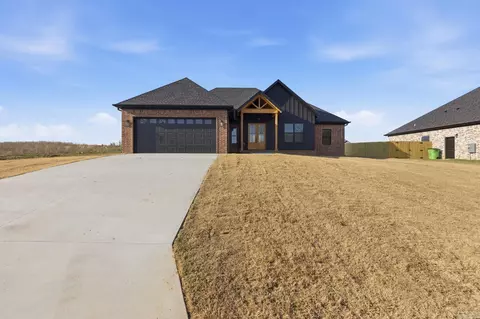 Exterior - 211 Michelle Dr, Beebe, AR 72012 photo 4 of 10