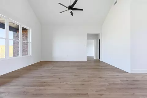 Living - 211 Michelle Dr, Beebe, AR 72012 photo 3 of 3