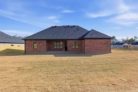 Exterior - 211 Michelle Dr, Beebe, AR 72012 photo 9 of 10