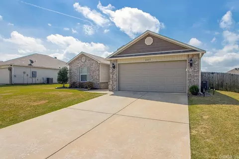 6445 Amalie Dr, Alexander, AR 72002 photo 2