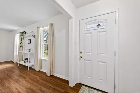 Entry Way - 20 Old Stagecoach Rd, Cabot, AR 72023 photo 1 of 5