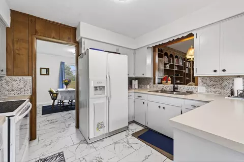 Kitchen - 20 Old Stagecoach Rd, Cabot, AR 72023 photo 1 of 3
