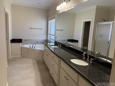 Bath - 2495 Eighteen Loop, Conway, AR 72034 photo 1 of 5