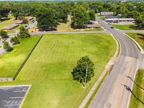 602 W Locust, Cabot, AR 72023 photo 6