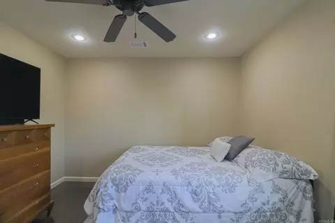 Bedroom - 417 Arrowhead Rd, Trumann, AR 72472 photo 5 of 7