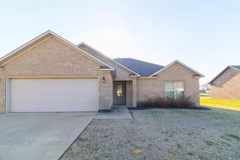Exterior - 417 Arrowhead Rd, Trumann, AR 72472 photo 2 of 5