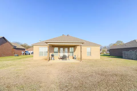 Exterior - 417 Arrowhead Rd, Trumann, AR 72472 photo 4 of 5