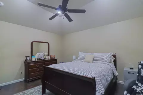 Bedroom - 417 Arrowhead Rd, Trumann, AR 72472 photo 2 of 7