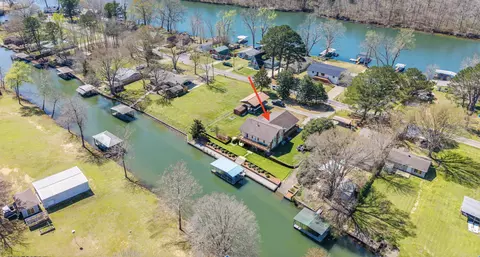 1693 Treasure Isle Rd, Hot Springs, AR 71913