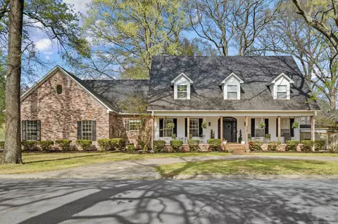 401 Foxwood Dr, Jacksonville, AR 72076