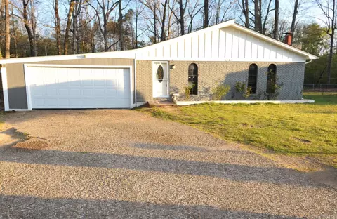 6501 Onyx Dr, Little Rock, AR 72209