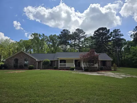 1265 Hollow Hls, Camden, AR 71701